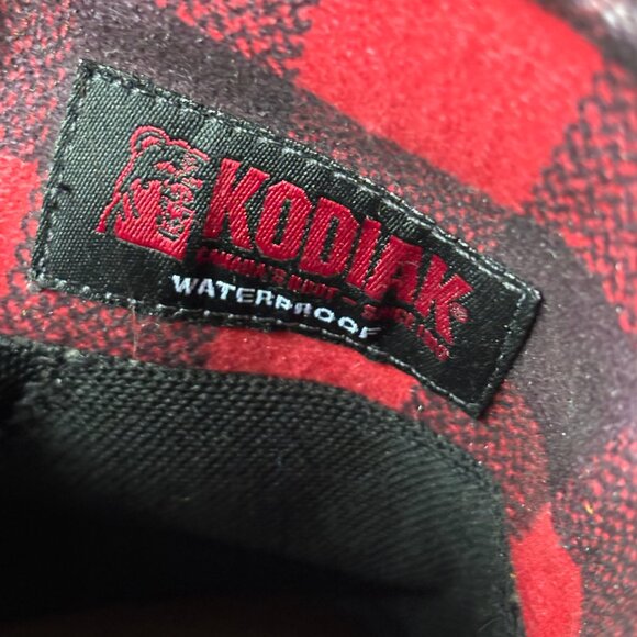 Kodiak Women's 8 in Cloverdale Plaid Ankle Boot - Picture 10 of 11